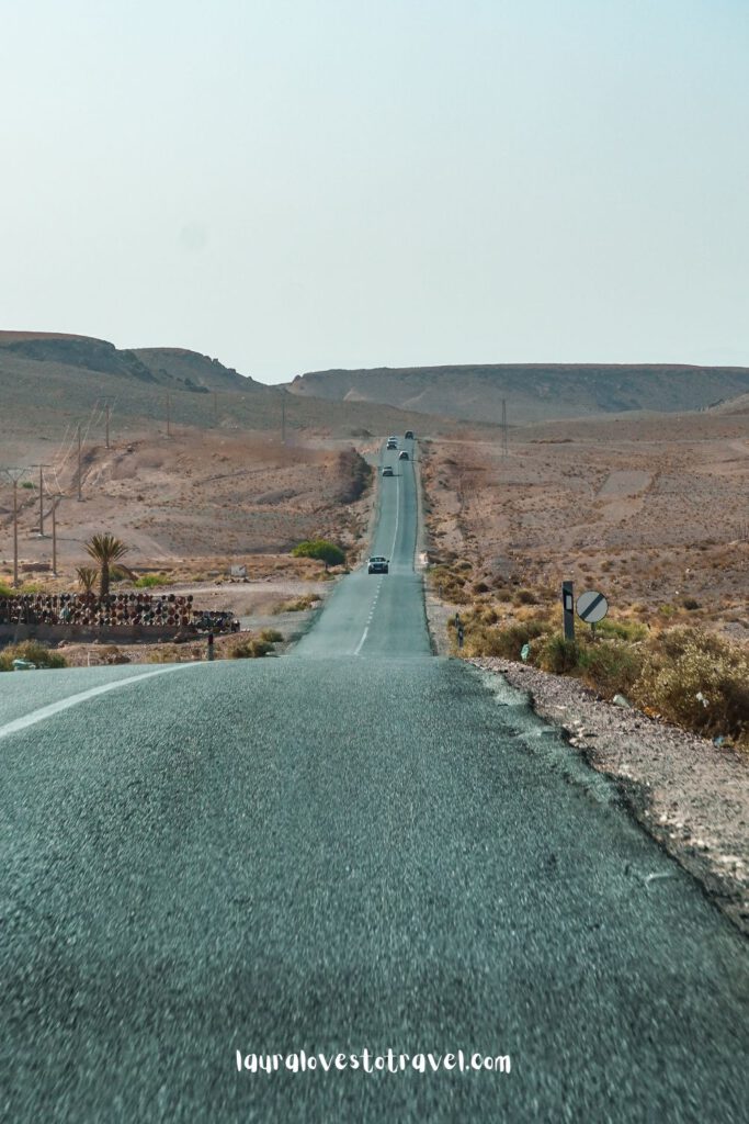 De heuvelachtige wegen naar Aït Ben Haddou