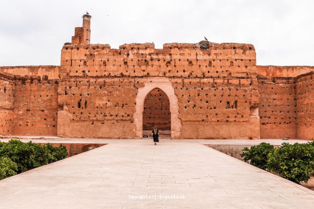 De poort van het El Badi paleis in Marrakesh, Marokko.