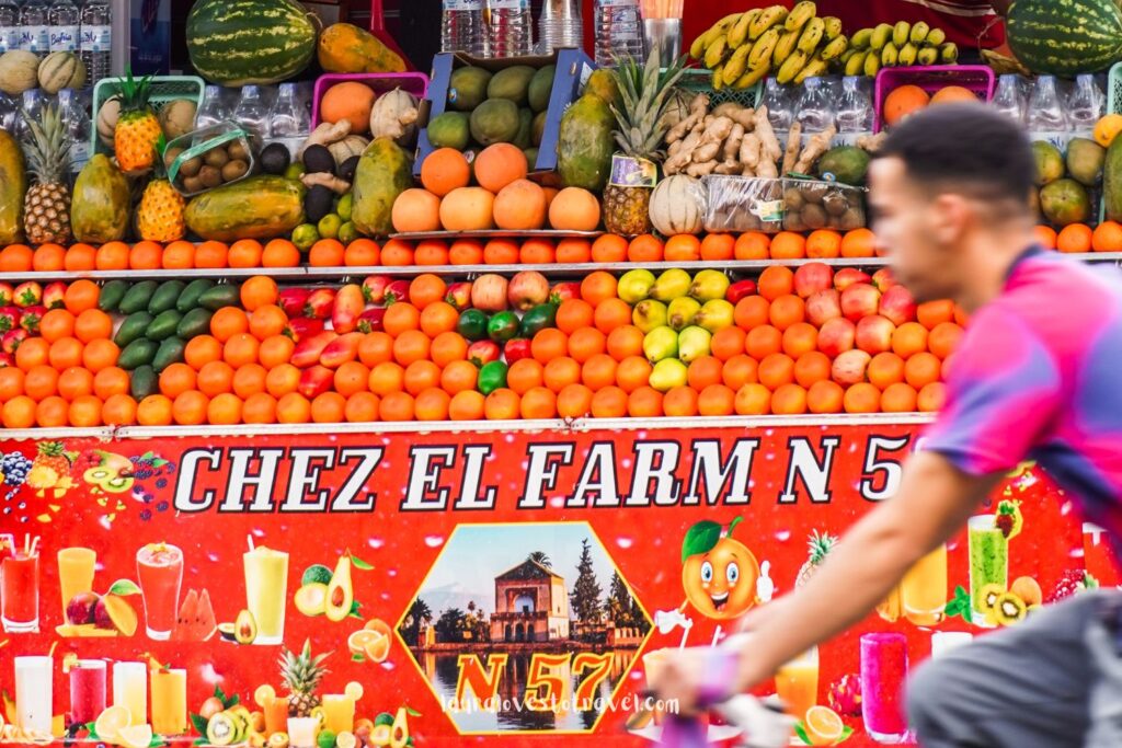 Stalletje voor vers fruitsap in Marrakech