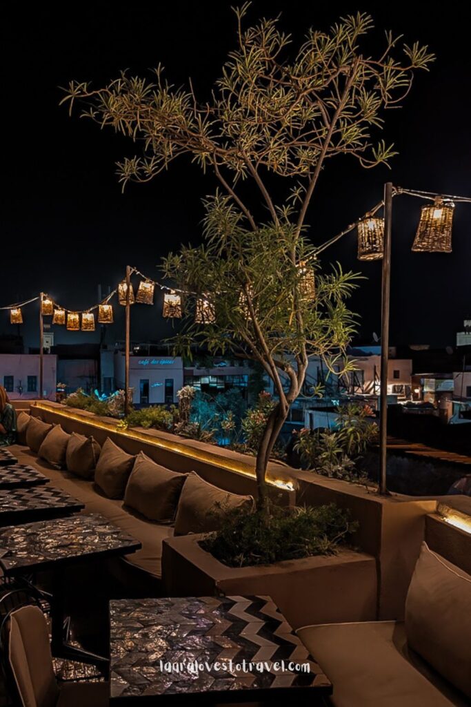 De rooftop van Nomad Marrakech