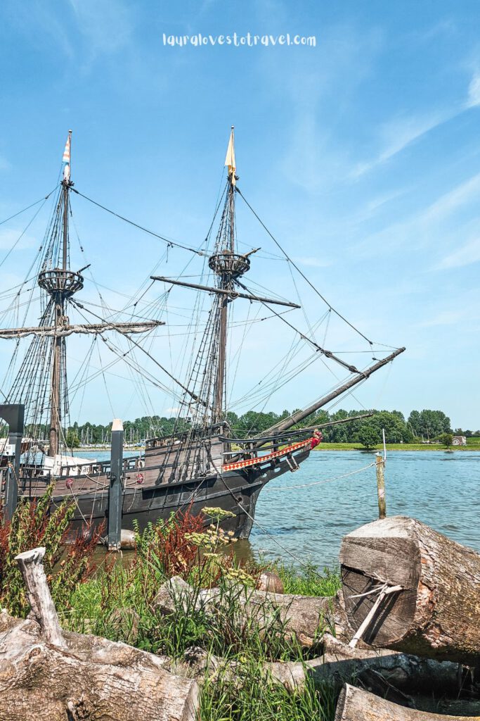Ship at the Koggewerf, Kampen
